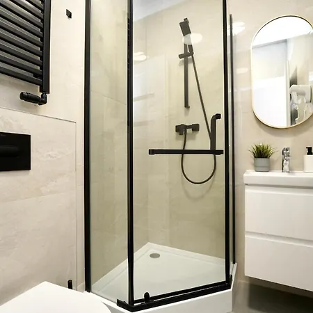 Mmrent Kitty Cat ホームステイ *